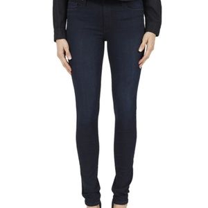 **SOLD**BLACK ORCHID Super Skinny Jeans NWT sz 26